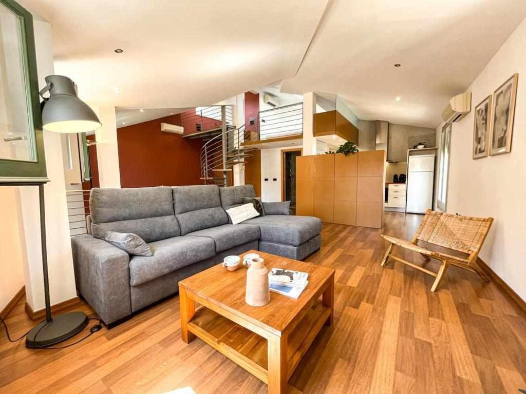 Loft Cort Reial Atico In The Heart Of The Old Town Apartment Girona Luaran gambar